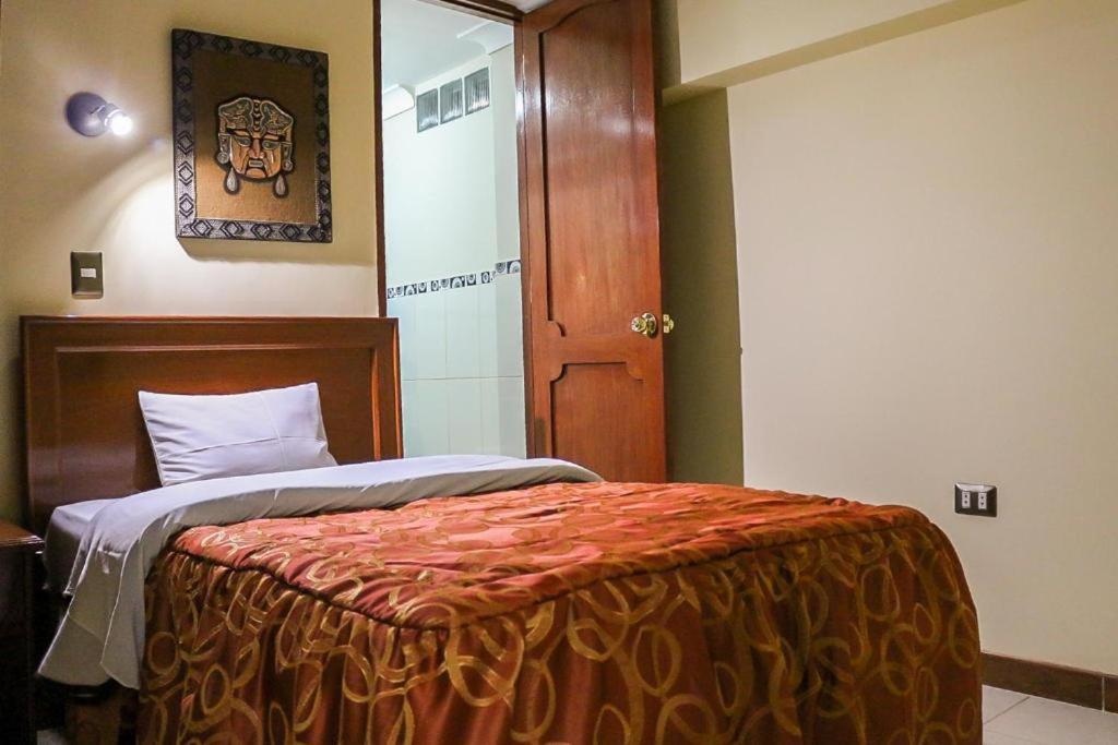 Hotel Elmer-Z Cusco Bagian luar foto