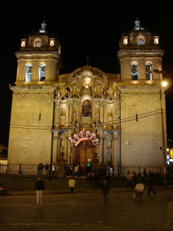 Hotel Elmer-Z Cusco Bagian luar foto