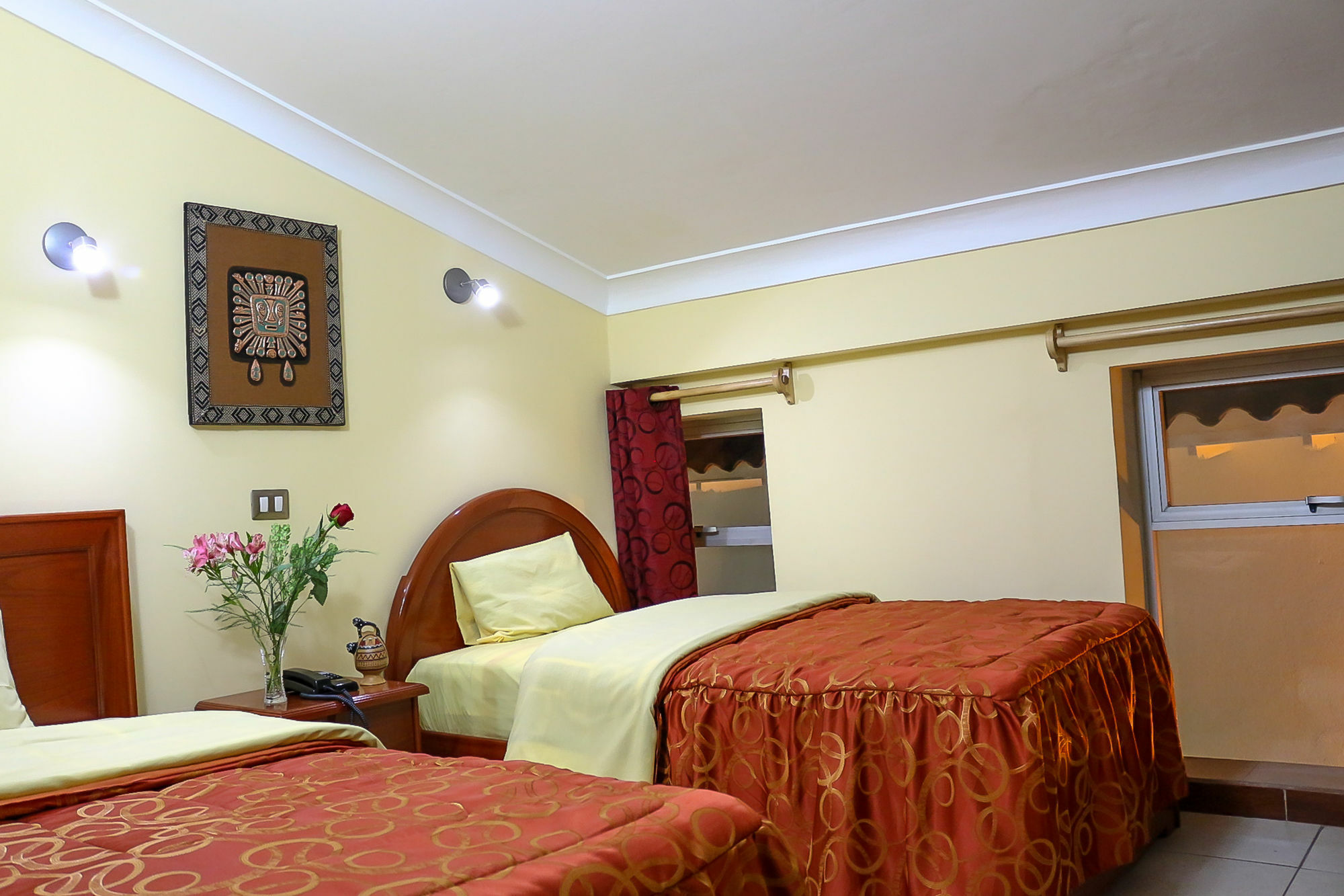 Hotel Elmer-Z Cusco Bagian luar foto
